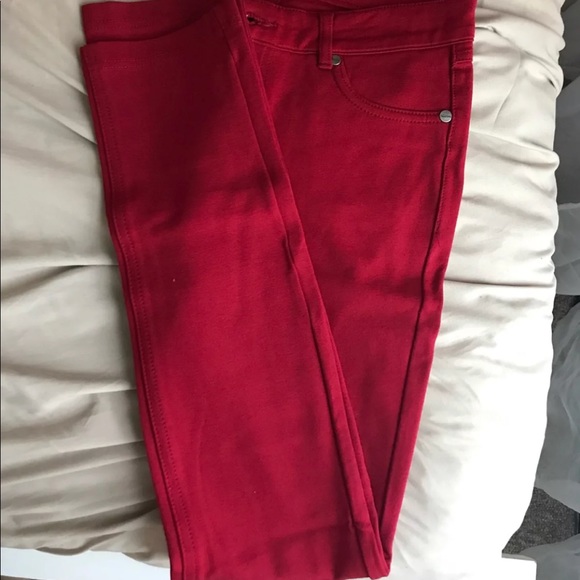 Red pants - Picture 1 of 1